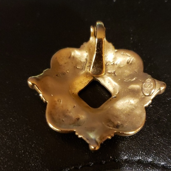 Pendant - Picture 2 of 3